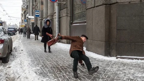 Памятка по действиям во время гололёда.